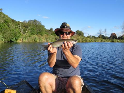 Lake Ngaewa Rainbow