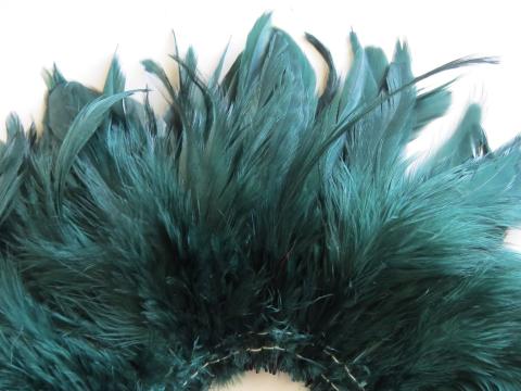 Emerald Green Schlappen Strung Feathers Closeup